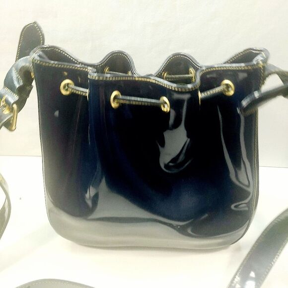 Valentino Garavani Leather Shoulder Bag - Picture 5 of 6